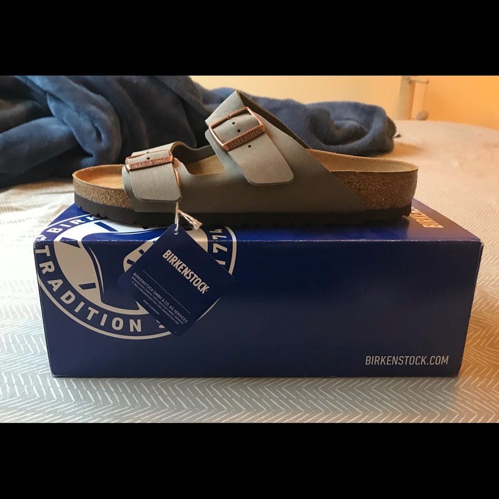 NIB Birkenstock Arizona Birko-flor